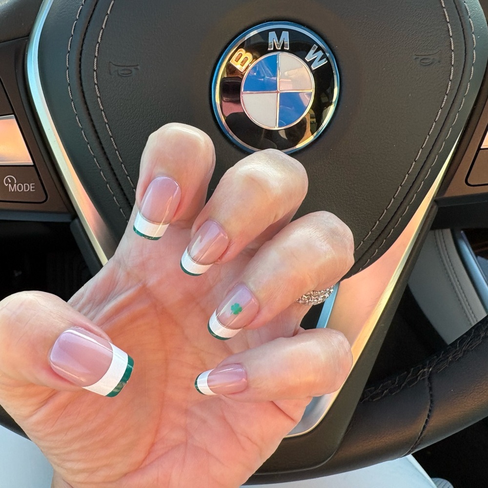 Curvlife St.Patrick’s Green and White French Tip press on Nails